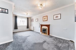 LIVING ROOM- click for photo gallery